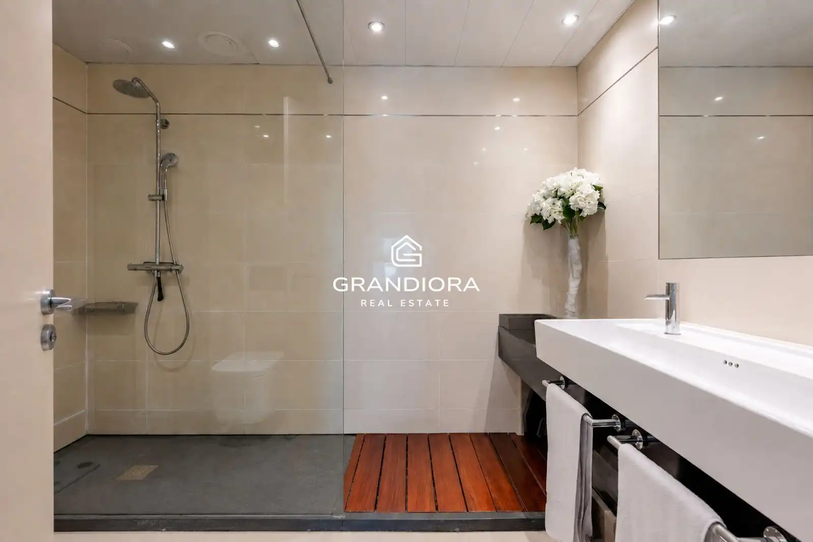 Flat with pool for sale in Paseo Garcia Fària, imagen 20