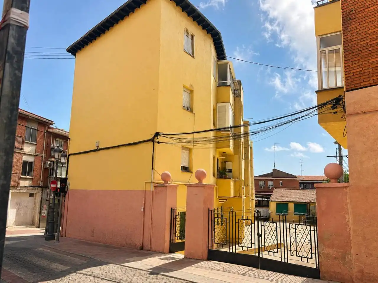 Vista exterior de Apartament en venda en Madrid