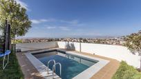 Swimming pool of House or chalet for sale in  Granada Capital  with Air Conditioner, Heating and Private garden