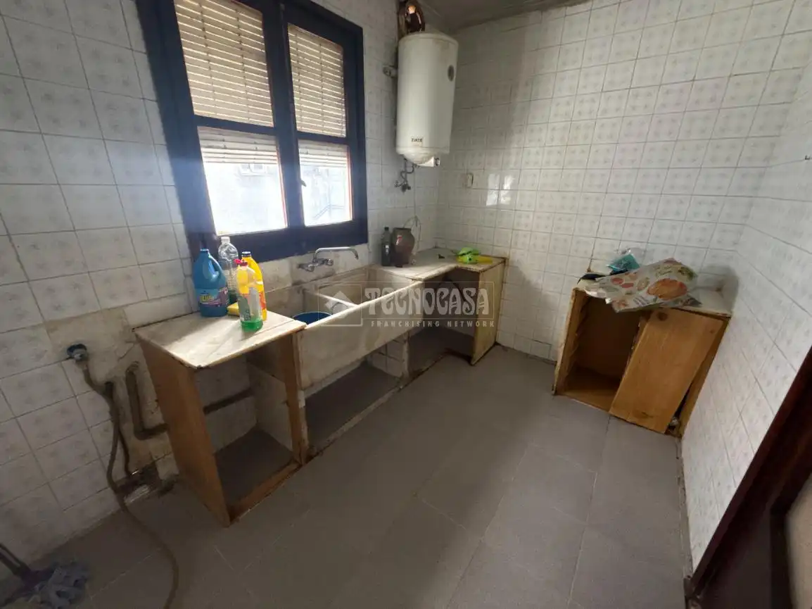 Kitchen of Flat for sale in Paterna