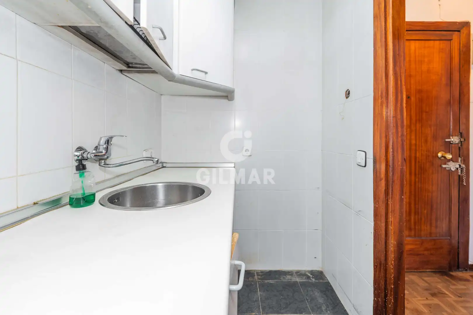 Cocina de Apartamento en venta en Madrid con Calefacción