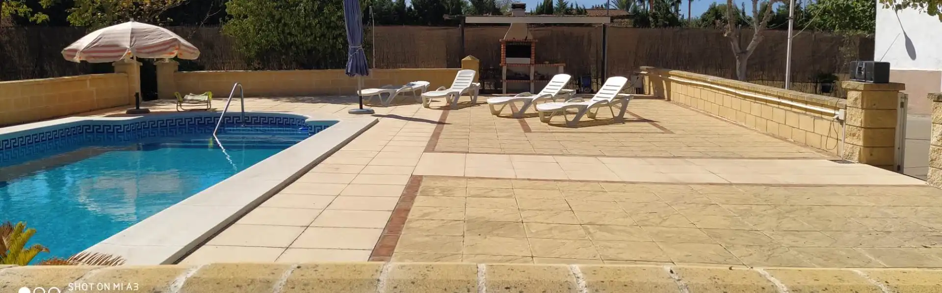 Chalet con piscina en venta en La Carlota
