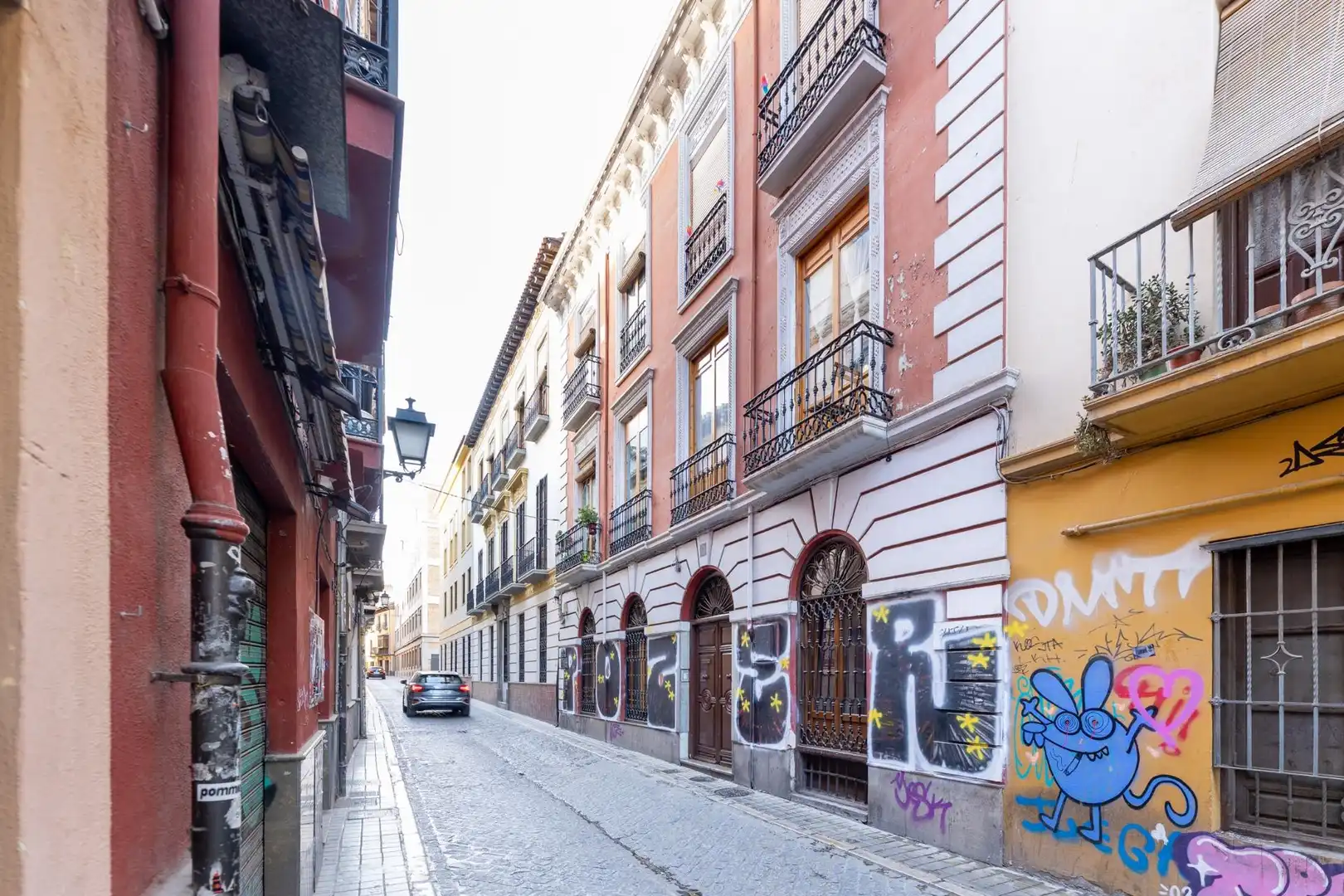 Exterior view of Flat for sale in Granada  with Air Conditioner, Heating and Parquet flooring