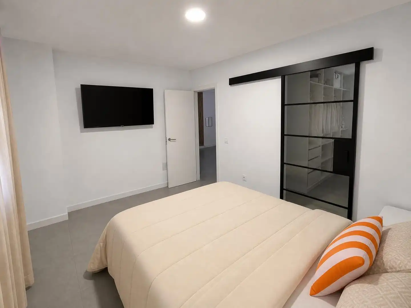 Bedroom of Flat for sale in San Cristóbal de la Laguna  with Terrace and Storage room