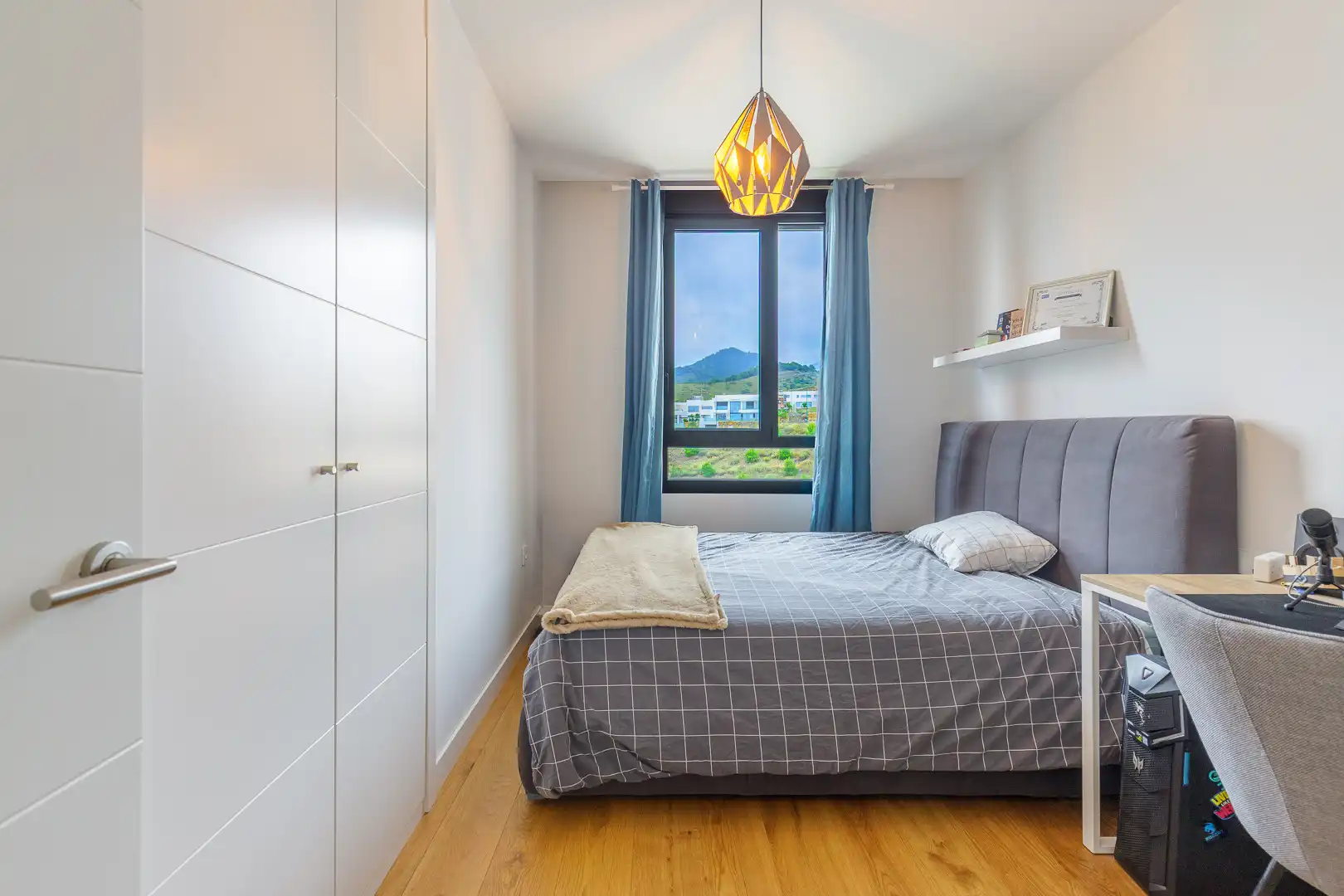 Bedroom of Attic for sale in Málaga  with Air Conditioner, Terrace and Swimming Pool