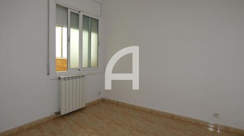 Foto 2 de Pis en venda a Carrer de la Valira, Les Arenes - La Grípia  Can Montllor, Barcelona