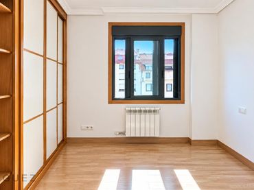 Flat with lift for sale in Lavadores