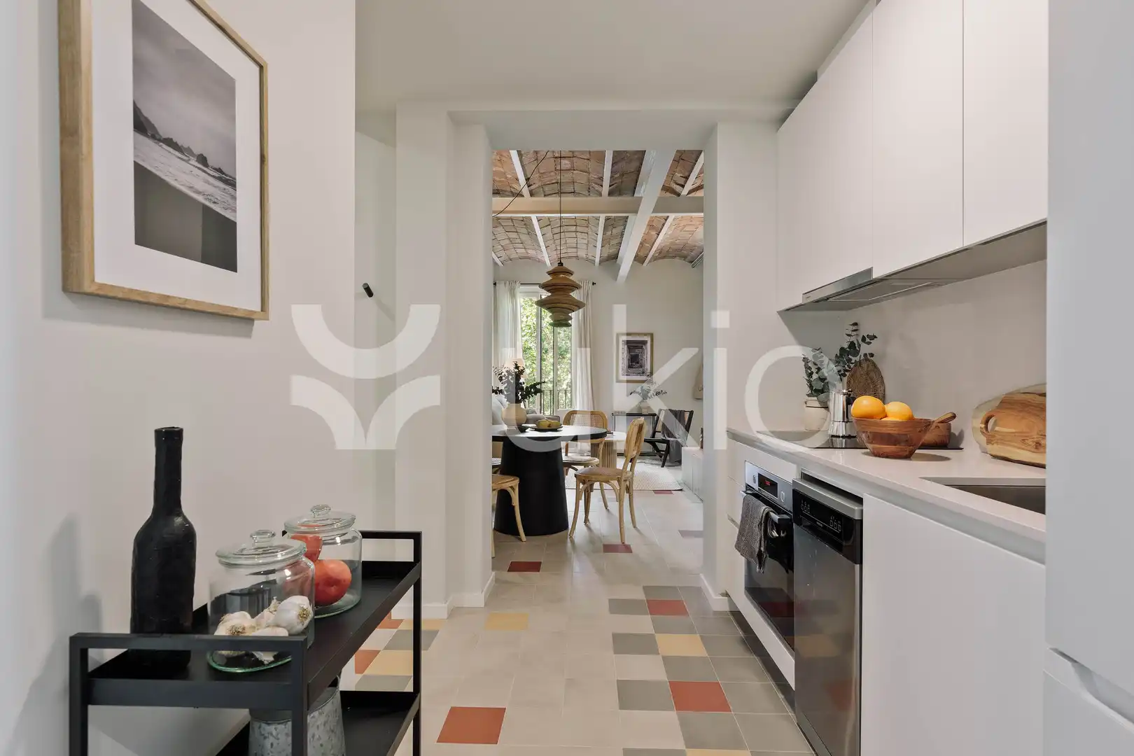 Cocina de Apartamento de alquiler en Barcelona con Aire acondicionado, Calefacción y Amueblado
