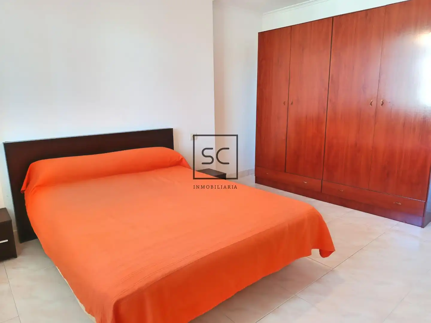 Habitación de Piso en venta en Ferrol con Calefacción, Terraza y Amueblado