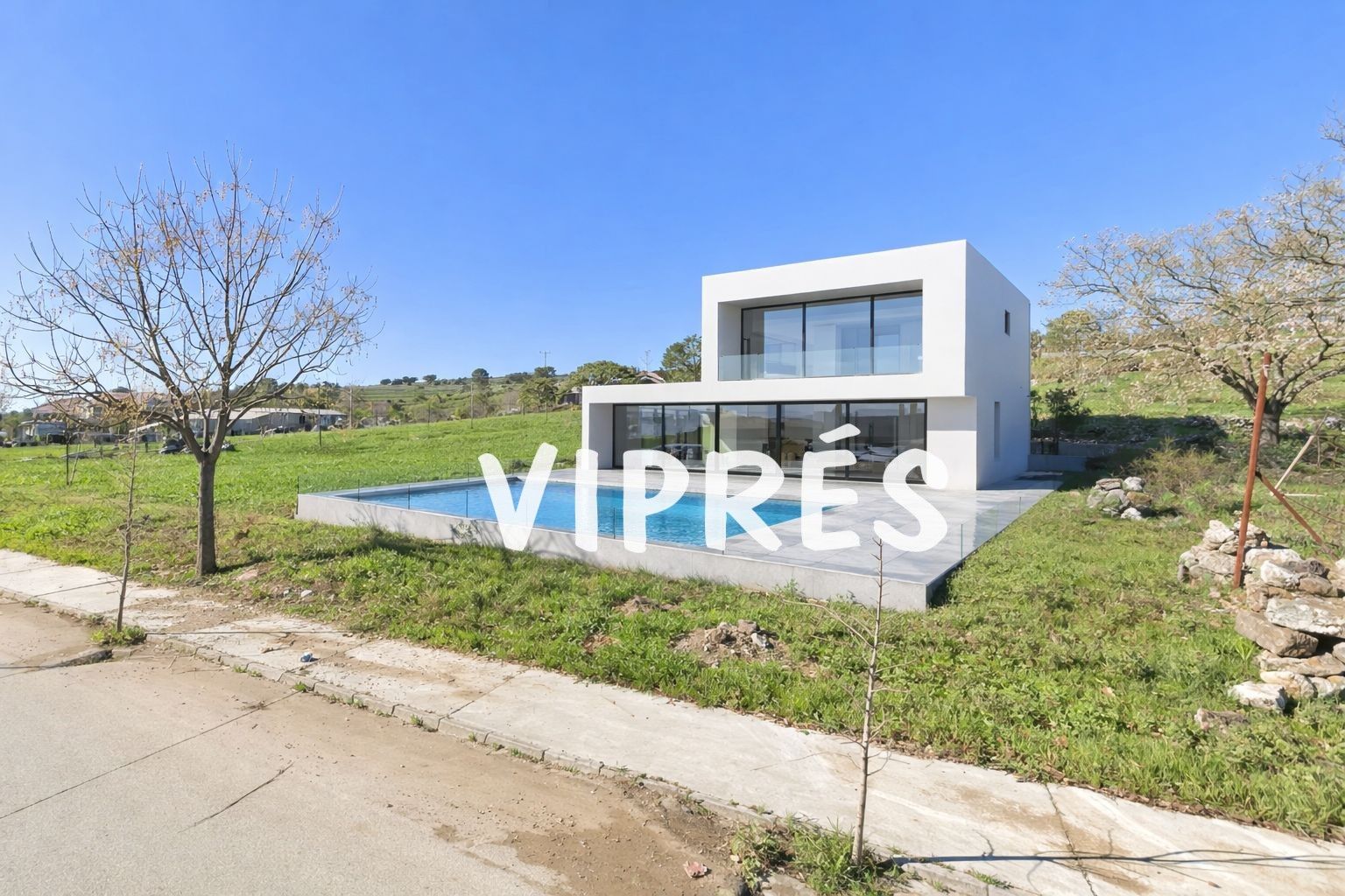 Residential for sale in La Roca de la Sierra 