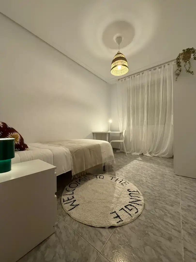 Bedroom of Flat for sale in  Logroño  with Heating, Terrace and Balcony