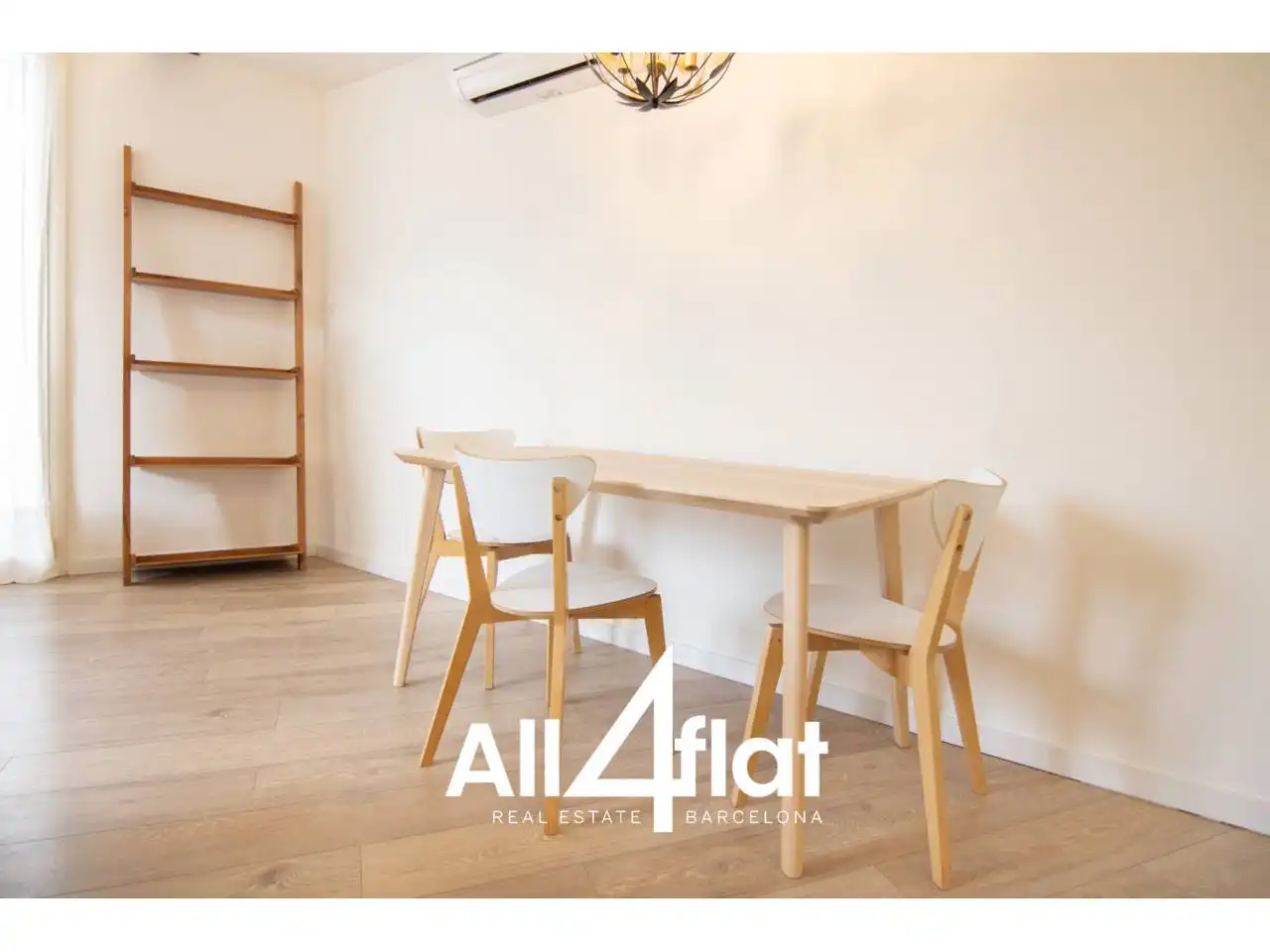 Dining room of Flat for sale in Barcelona  with Air Conditioner, Parquet flooring and Terrace