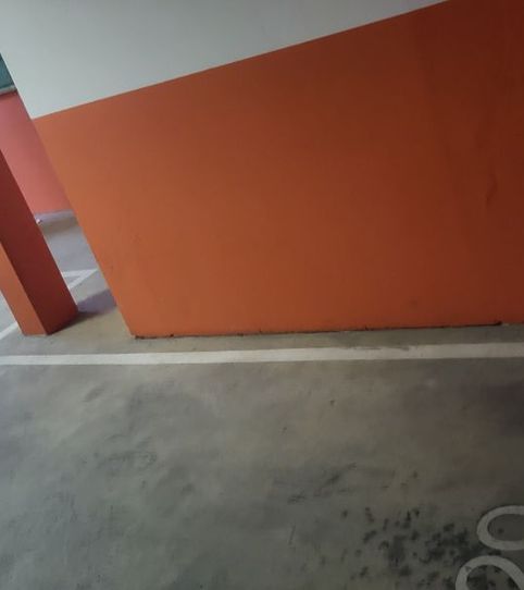 Foto 2 de Garaje de alquiler en Carrer Benidorm, 11, Els Molins, Paterna