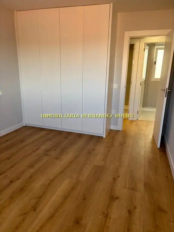 Flat for sale in Salamanca  with Air Conditioner, Heating and Balcony