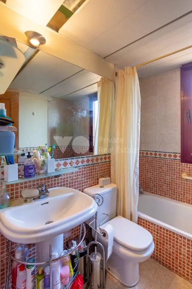 Bathroom of Flat for sale in Majadahonda  with Air Conditioner, Heating and Terrace