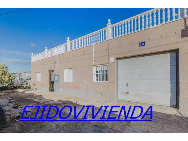 Casa-chalet en Venta en Balanegra