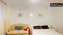 Bedroom of Flat to rent in  Madrid Capital  with Air Conditioner and Balcony