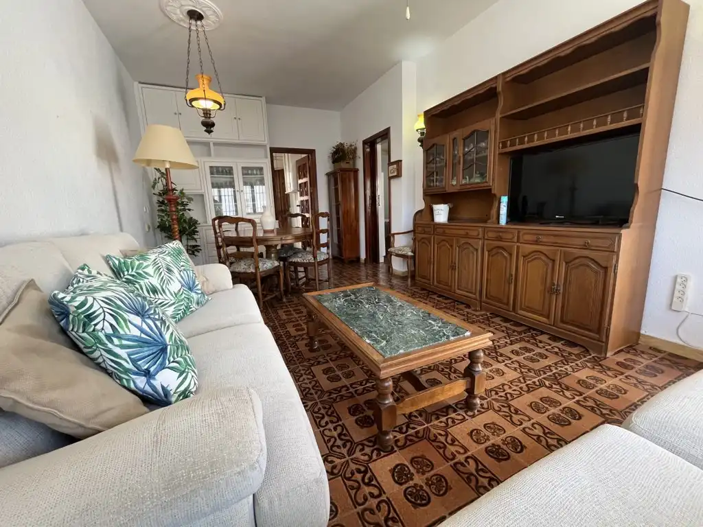 Sala d'estar de Casa o xalet en venda en Orihuela amb Jardí privat, Terrassa i Traster