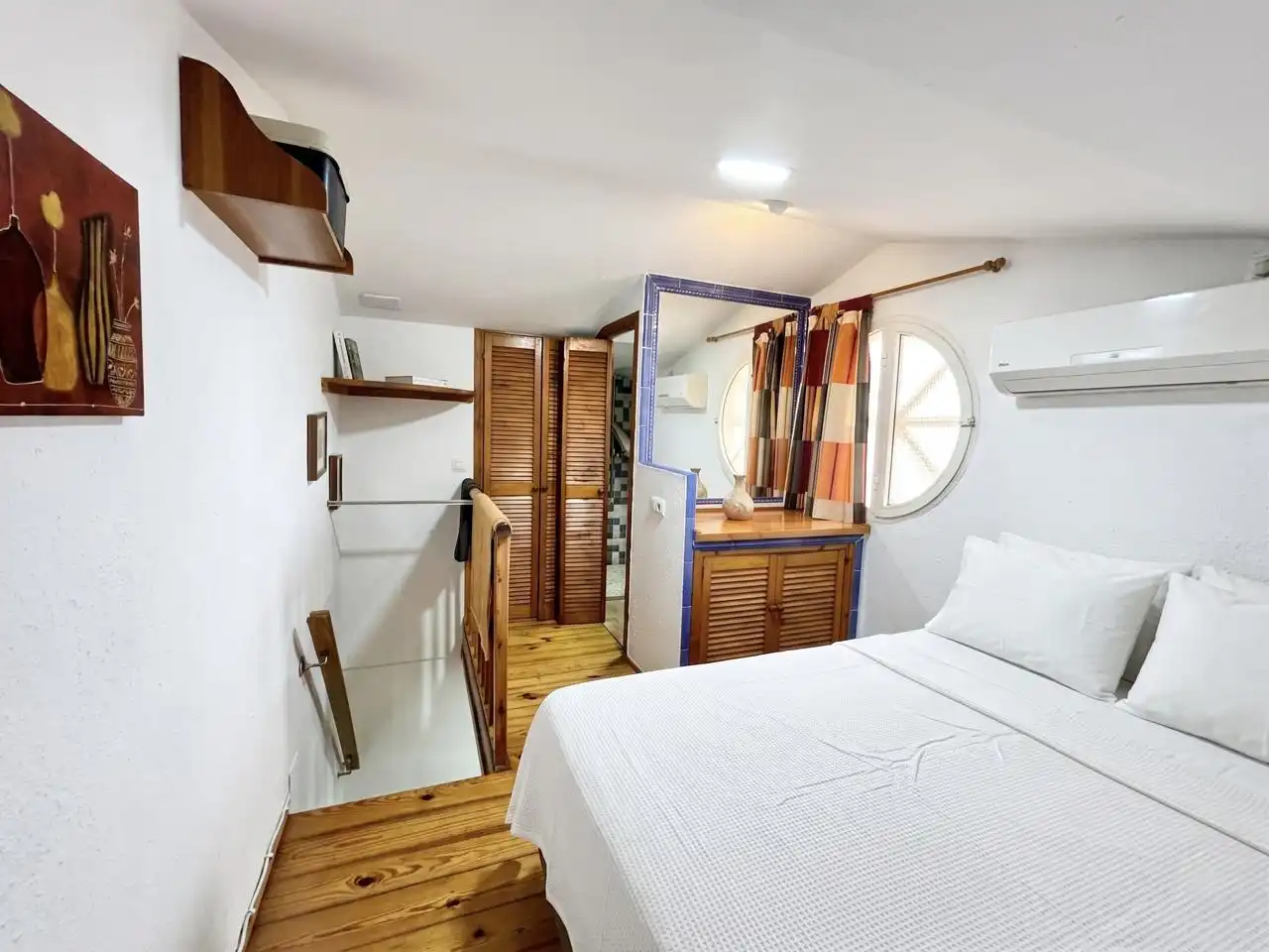 Dormitori de Apartament en venda en Valencina de la Concepción amb Aire condicionat, Piscina i Moblat