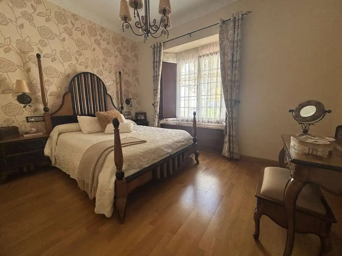 Dormitori de Casa o xalet en venda en Roquetas de Mar amb Jardí privat, Terrassa i Piscina