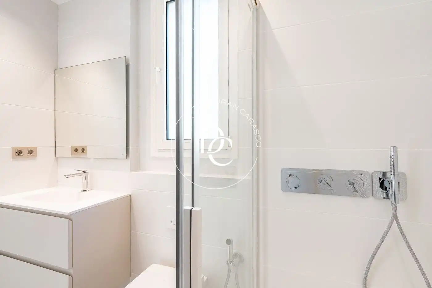 Flat for rent in Carrer d'Enric Morera, Can Girona - Terramar - Vinyet