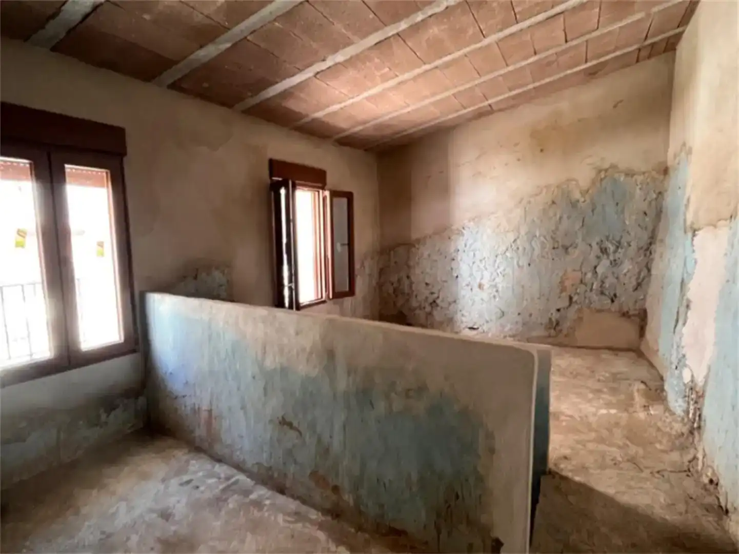 Casa adosada en venda en Chodos / Xodos