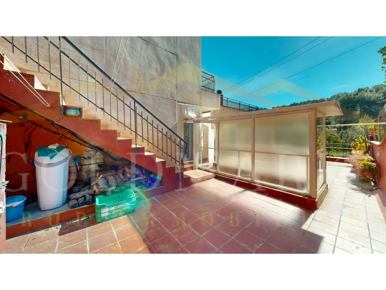Vista exterior de Casa o xalet en venda en Corbera de Llobregat amb Aire condicionat, Calefacció i Jardí privat
