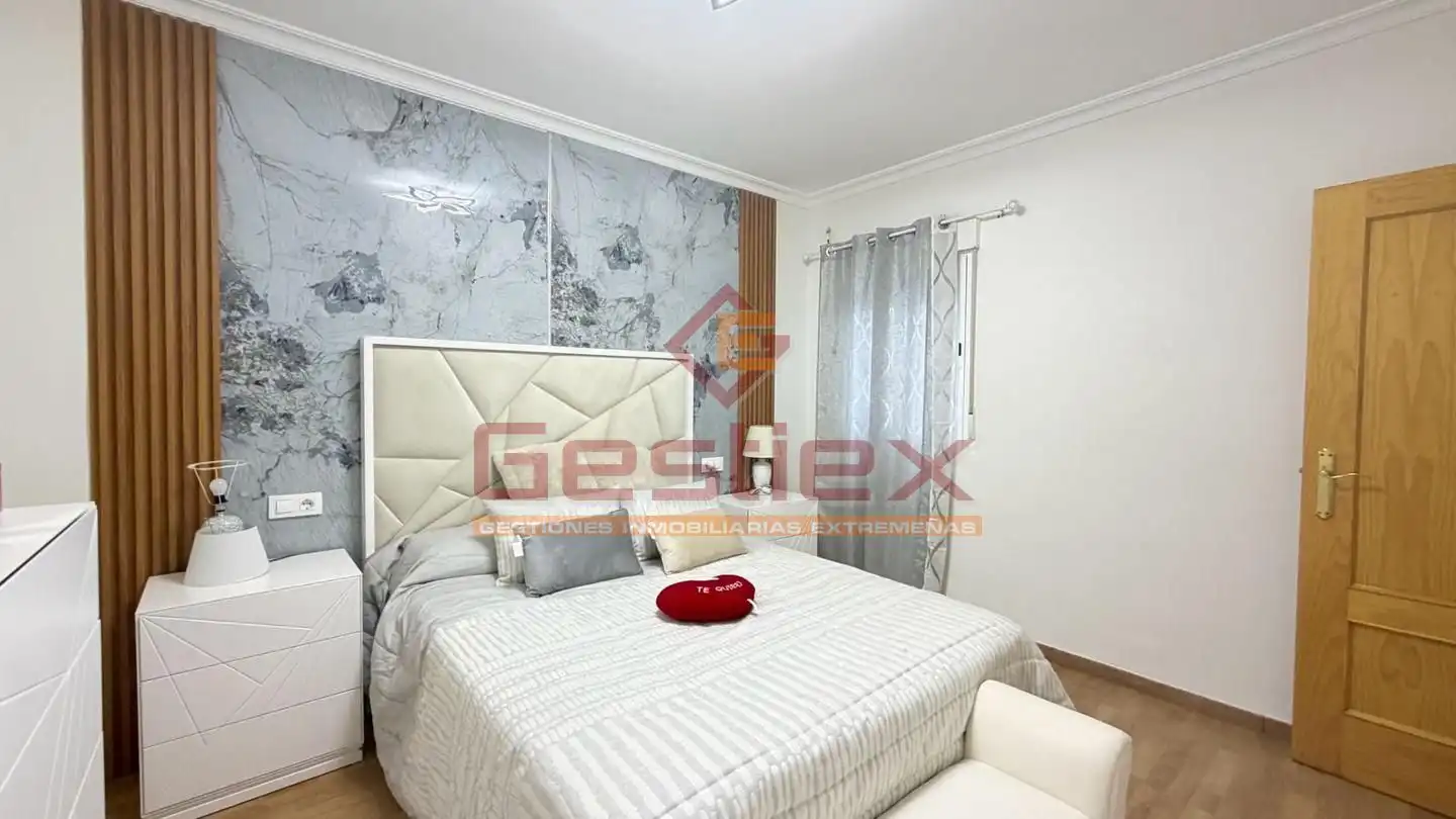 Habitación de Planta baja en venta en Almendralejo con Aire acondicionado
