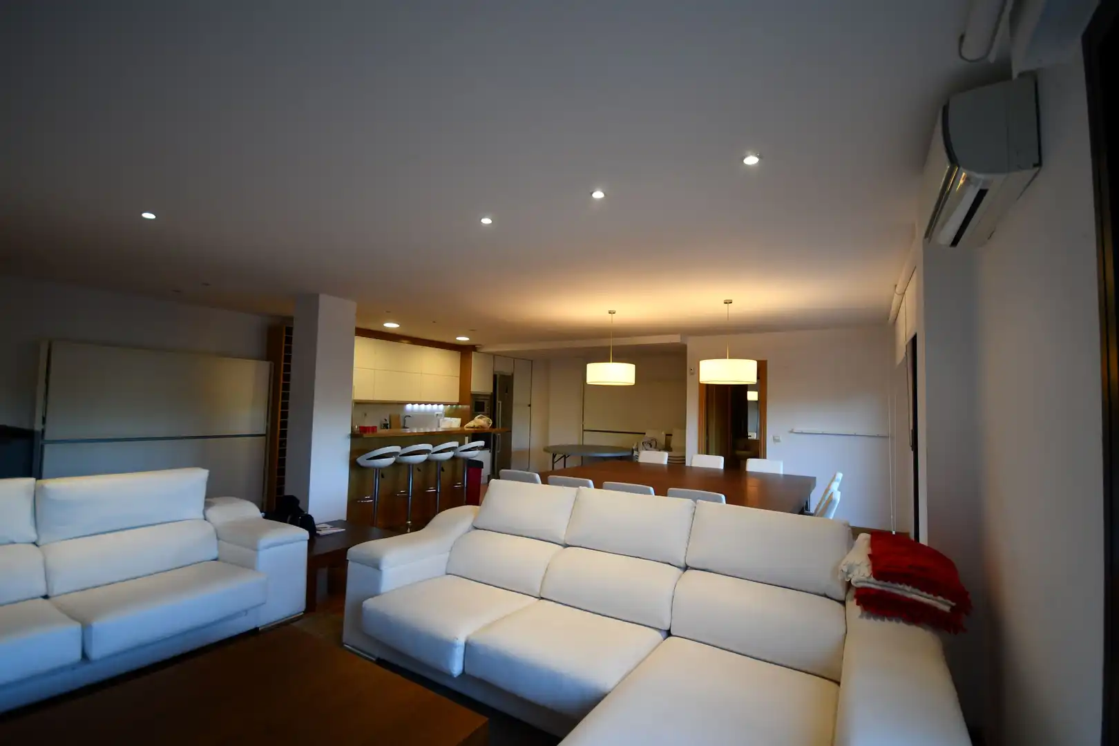 Wohnzimmer von Erdgeschoss zum Verkauf in Lardero mit Klimaanlage, Heizung und Terrasse