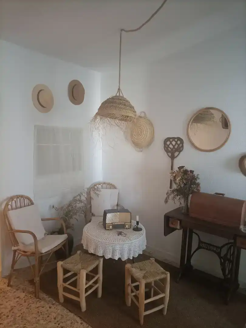 Sala d'estar de Casa adosada en venda en Lomoviejo