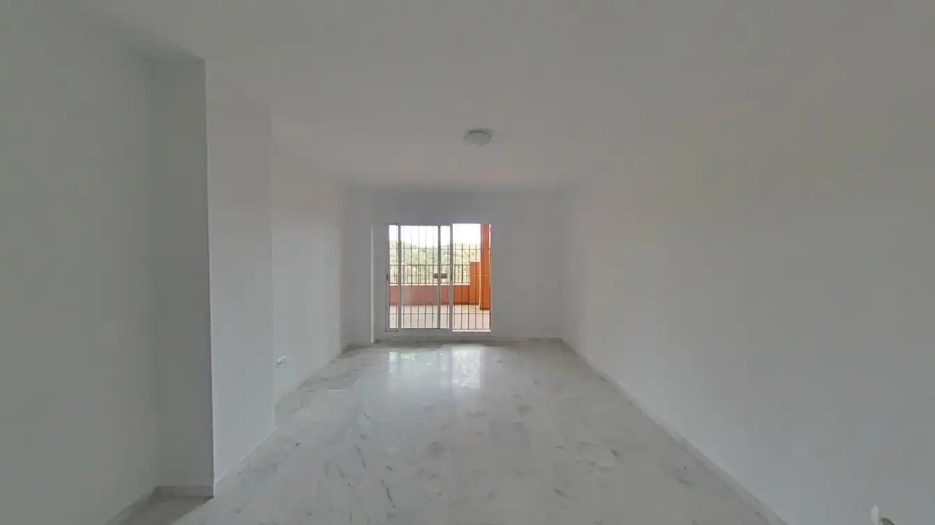 Flat for sale in Marbella  with Storage room and Swimming Pool