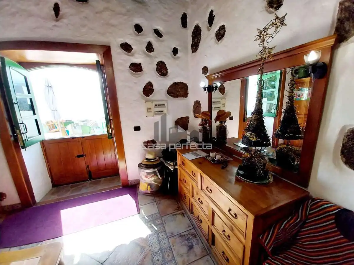 Finca rústica en venta en Tías con Terraza, Amueblado y Microondas