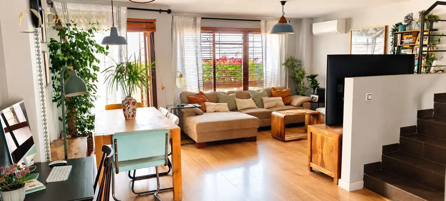 Casa pareada con piscina en venta en AVENIDA AMATISTA, imagen 5