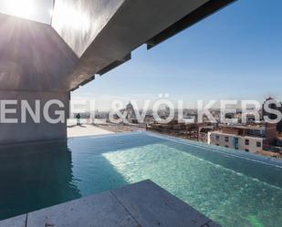 Swimming pool of Duplex to rent in  Madrid Capital  with Air Conditioner and Swimming Pool