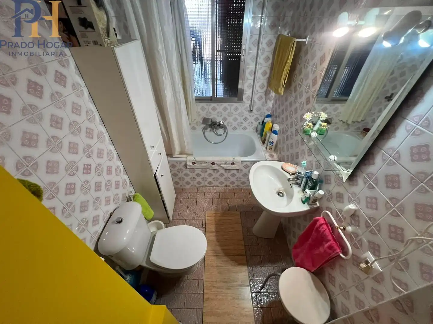 Baño de Piso en venta en Cazalegas con Aire acondicionado, Terraza y Amueblado