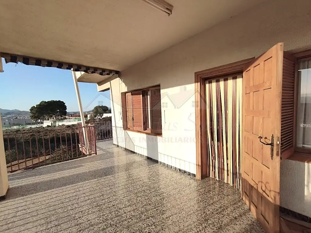 Vista exterior de Casa o chalet en venta en Petrer