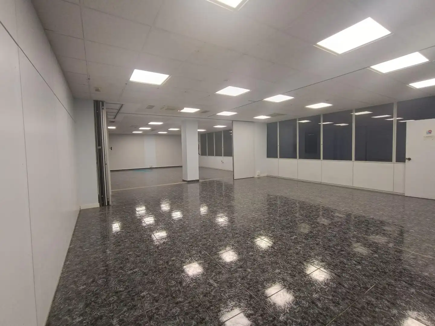 Oficina amb ascensor de lloguer a Bagatza - San Vicente, imagen 17