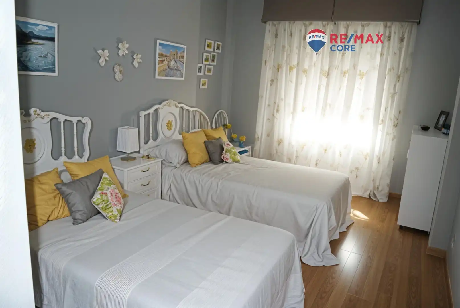 Habitación de Casa o chalet en venta en Sierra de Fuentes con Calefacción, Jardín privado y Terraza