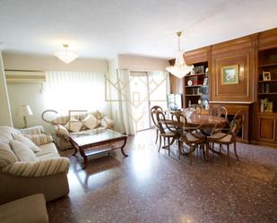 Living room of Flat for sale in  Valencia Capital  with Air Conditioner, Furnished and Balcony