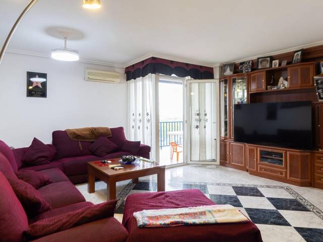 Piso en Venta en Urbanizacion Nuevo Versalles en Loranca
