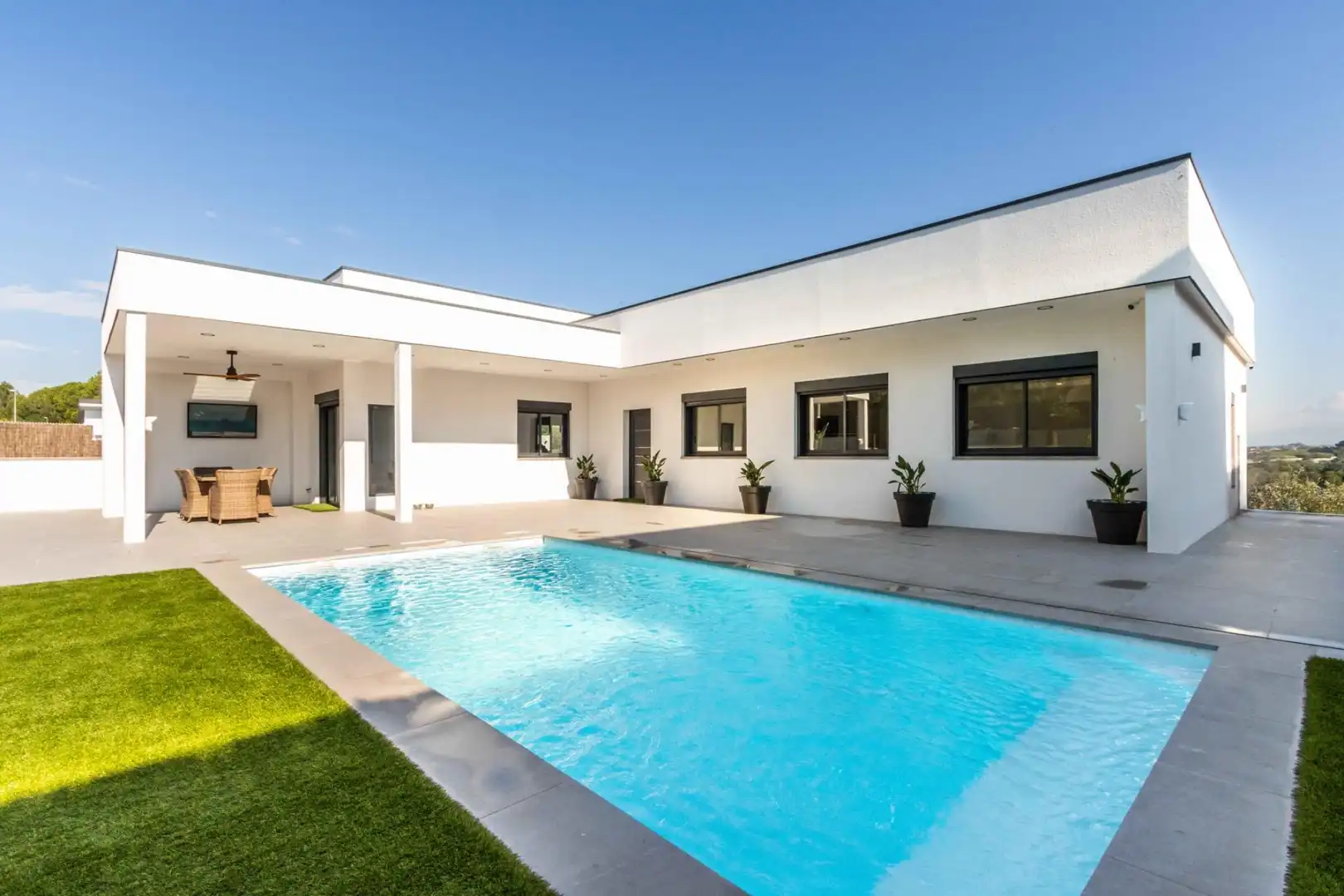 Swimming pool of Houses for sale in Sant Quirze del Vallès  with Air Conditioner, Heating and Private garden