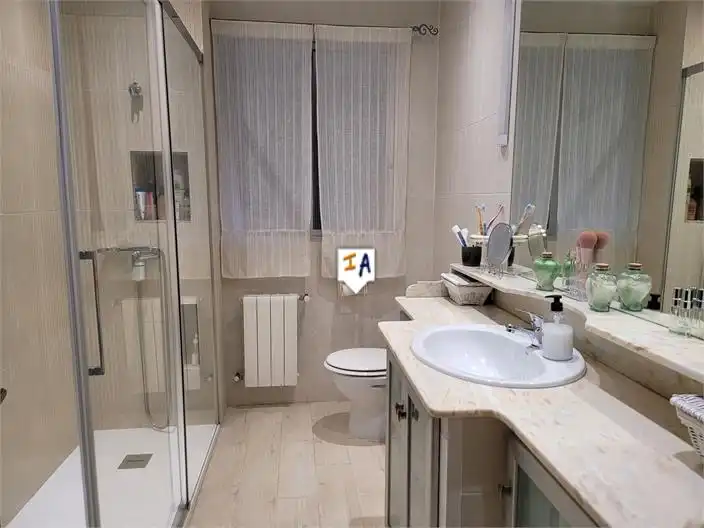 Bany de Apartament en venda en Antequera amb Traster