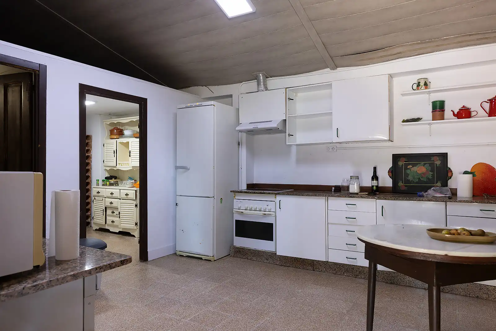Cocina de Casa o chalet en venta en Oleiros con Calefacción, Jardín privado y Piscina