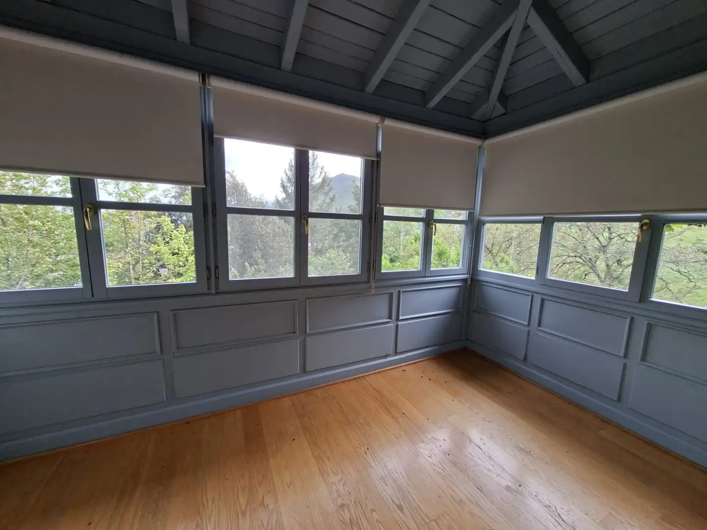 Comedor de Finca rústica en venta en Soba con Calefacción, Jardín privado y Terraza