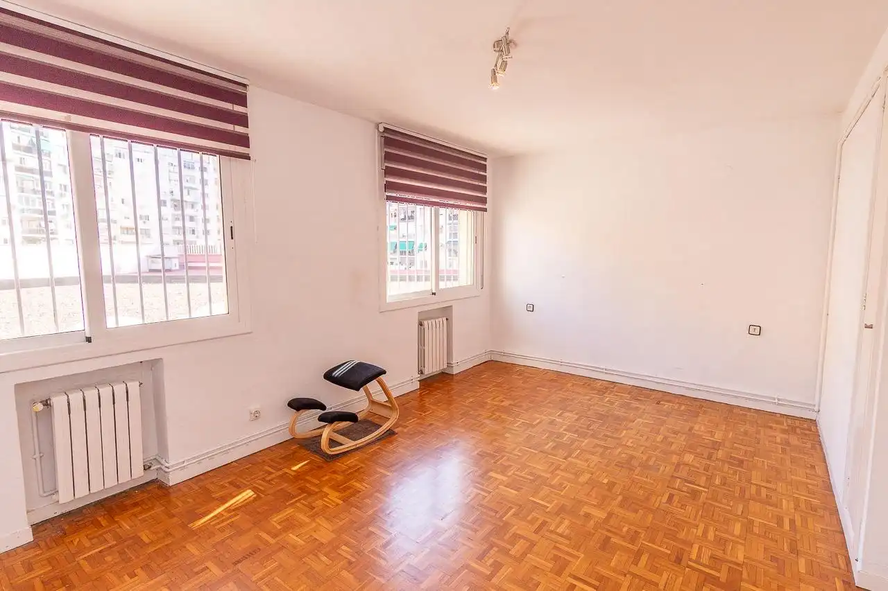 Sala de estar de Piso en venta en Tarragona con Calefacción, Parquet y Terraza
