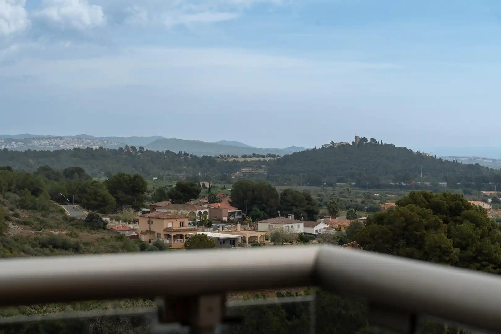 Vista exterior de Casa o xalet en venda en El Vendrell amb Calefacció, Jardí privat i Terrassa