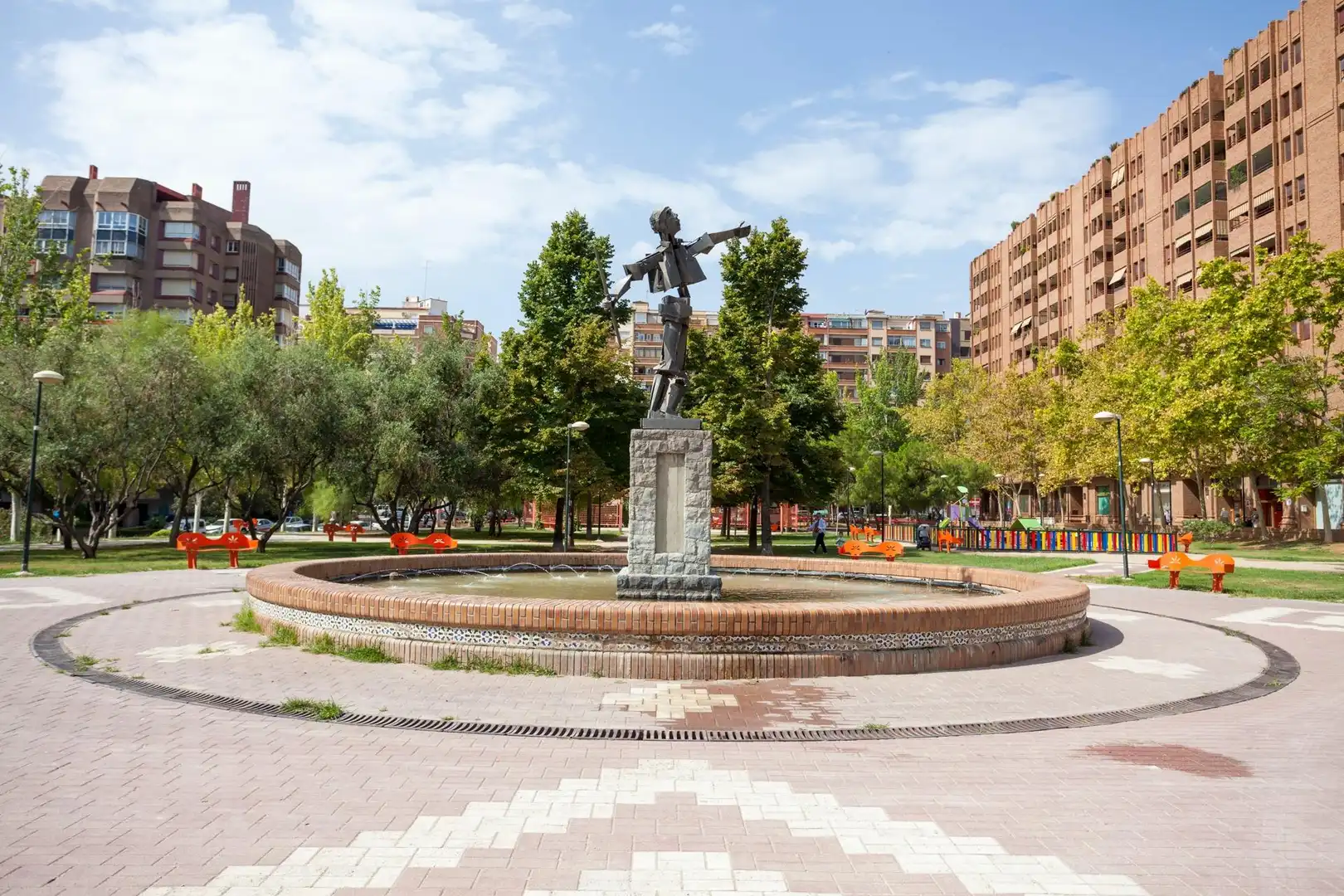Vista exterior de Piso en venta en Zaragoza con Calefacción, Terraza y Balcón