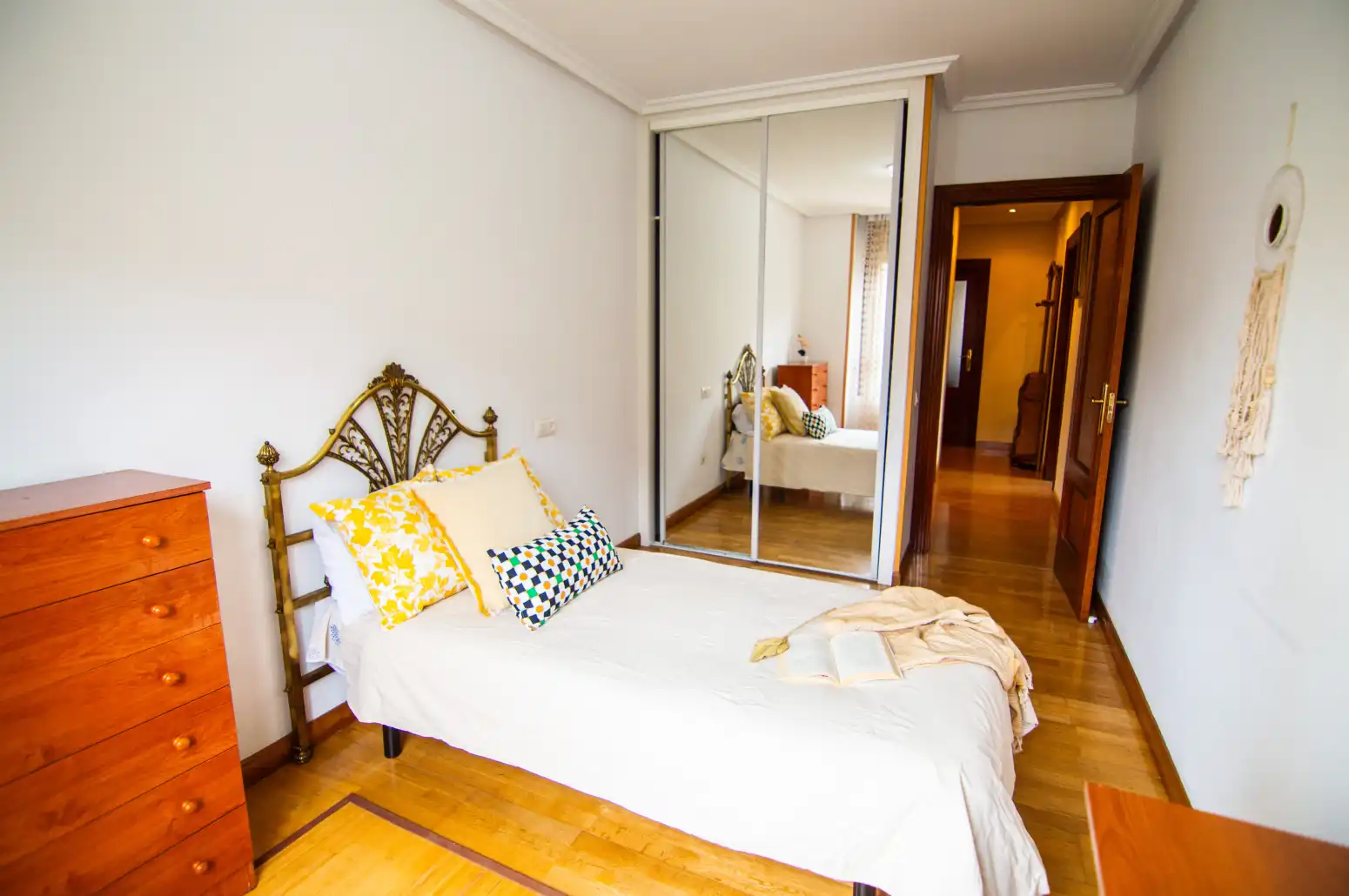 Bedroom of Flat for sale in Oviedo   with Heating, Parquet flooring and Terrace