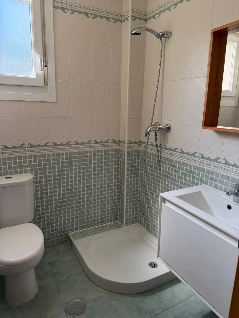 Detached house with terrace for sale in Calle la Vara, imagen 5