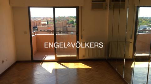 Foto 4 de Apartamento de alquiler en Calle de Luis Rodríguez Ontiveros, Ensanche, Madrid